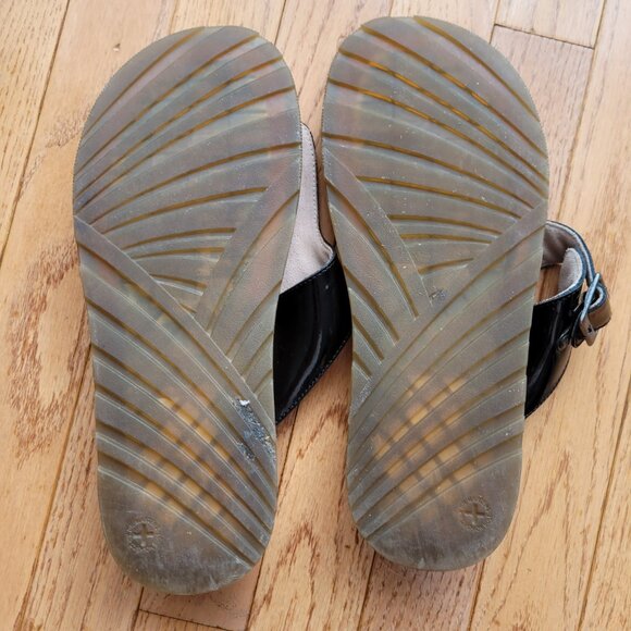 Dr Doc Martens Doria Black Patent Leather Flip Flop Sandal 9 - Picture 8 of 12